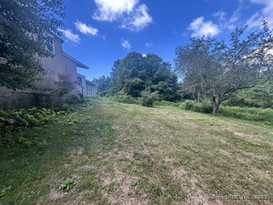 Homes for sale in Bethany, CT | 34 Beacon Rd, Bethany, CT 06524 | MLS# 24120519