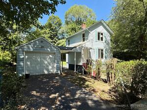 Homes for sale in Waterbury, CT | 17 City Mills Ln, Waterbury, CT 06704 | MLS# 24120372