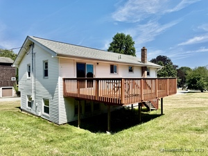 Homes for sale in Waterford, CT | 2 Maginnis Pkwy, Waterford, CT 06385 | MLS# 24120064