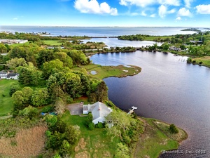 Homes for sale in Stonington, CT | 27 Wilbur Rd, Stonington, CT 06378 | MLS# 24120773