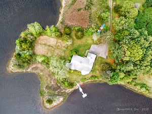 Homes for sale in Stonington, CT | 27 Wilbur Rd, Stonington, CT 06378 | MLS# 24120773