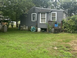 Homes for sale in Old Lyme, CT | 7 Katherine Rd, Old Lyme, CT 06371 | MLS# 24120642