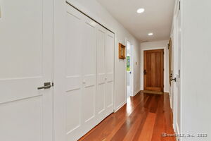 Homes for sale in Norwalk, CT | 1 Island Dr #18, Norwalk, CT 06855 | MLS# 24118331