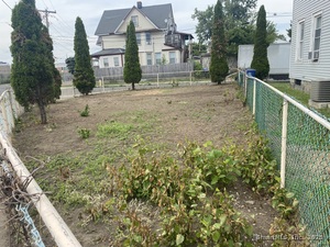 Homes for sale in Bridgeport, CT | 520 Seaview Ave, Bridgeport, CT 06607 | MLS# 24120776