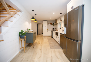 Homes for sale in Killingly, CT | 498 Bailey Hill Rd, Killingly, CT 06241 | MLS# 24120816