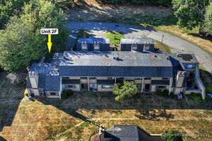 Homes for sale in Milford, CT | 85 Viscount Dr #2F, Milford, CT 06460 | MLS# 24118122