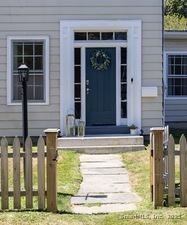 Homes for sale in Groton, CT | 5 Park Pl, Groton, CT 06355 | MLS# 24119459