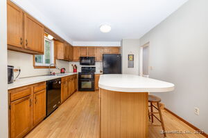 Homes for sale in Colchester, CT | 74 Pinebrook Rd, Colchester, CT 06415 | MLS# 24096711