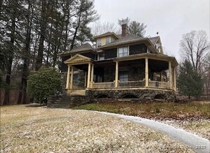 Homes for sale in Winchester, CT | 39 S Main St, Winchester, CT 06098 | MLS# 24083565