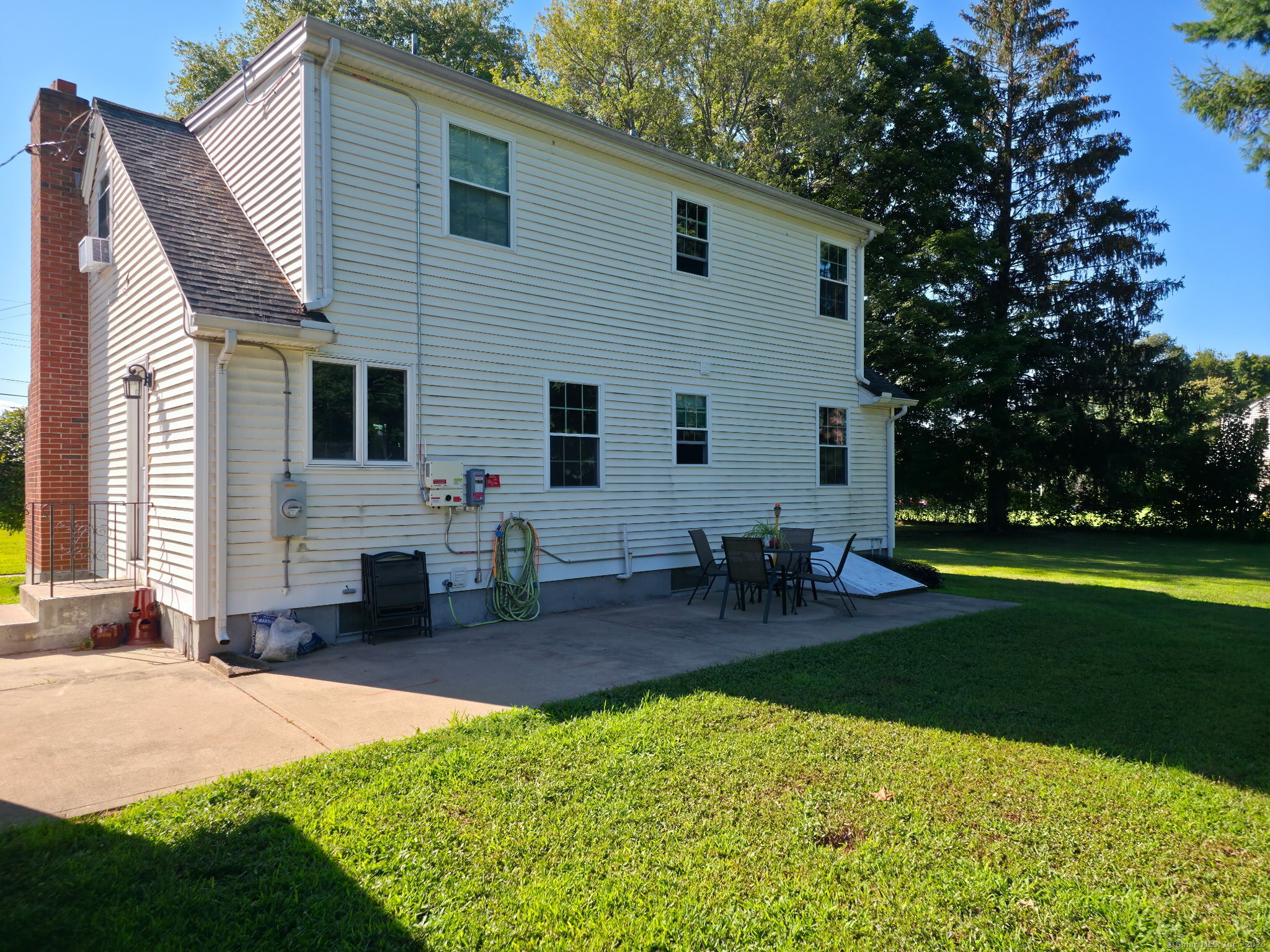 253 East, East Windsor, 06016, 4 Bedrooms Bedrooms, ,2 BathroomsBathrooms,Single Family For Sale,For Sale,East,24109528