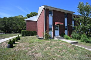 15 Madison Street, Unit APT F9