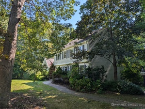 Homes for sale in Madison, CT | 18 Kelsey Springs Dr, Madison, CT 06443 | MLS# 24121343