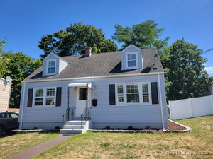 Homes for sale in East Haven, CT | 133 Charter Oak Ave, East Haven, CT 06512 | MLS# 24119823