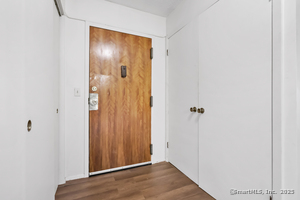 Homes for sale in Norwalk, CT | 187 Flax Hill Rd #APT D5, Norwalk, CT 06854 | MLS# 24121510