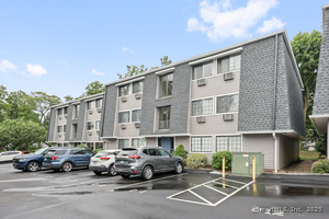 Homes for sale in Norwalk, CT | 187 Flax Hill Rd #APT D5, Norwalk, CT 06854 | MLS# 24121510