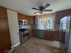 Homes for sale in Milford, CT | 5 Vine St, Milford, CT 06460 | MLS# 24106003