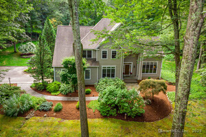 10 Valley Field Road