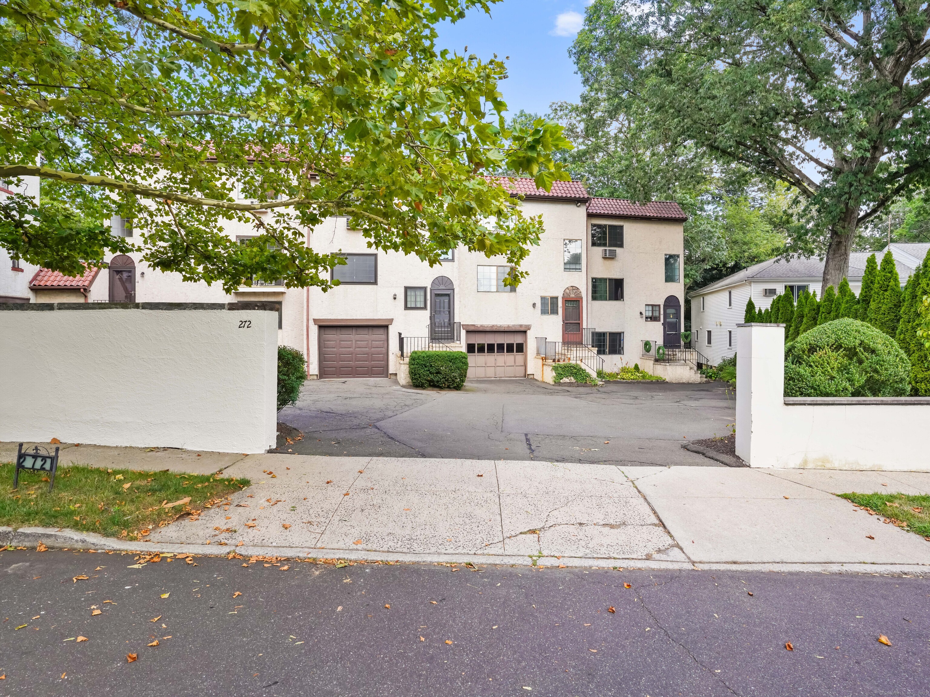 272 Hubbard Avenue, Stamford, Connecticut photo 1