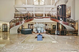 Homes for sale in Farmington, CT | 50 Poplar Hill Dr, Farmington, CT 06032 | MLS# 24120482