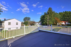 Homes for sale in West Haven, CT | 17 Ellyn Ct, West Haven, CT 06516 | MLS# 24121396