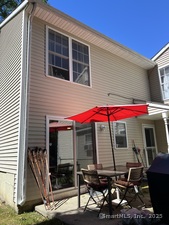 Homes for sale in Waterbury, CT | 92 Hamden Ave #APT 1, Waterbury, CT 06704 | MLS# 24122129