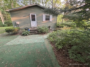 Homes for sale in Killingly, CT | 6 Orleans Ave, Killingly, CT 06239 | MLS# 24122105