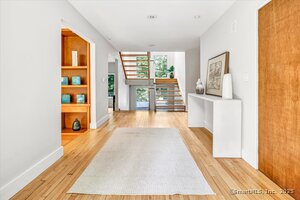 Homes for sale in Westport, CT | 19A Darbrook Rd, Westport, CT 06880 | MLS# 24121310