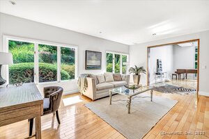 Homes for sale in Westport, CT | 19A Darbrook Rd, Westport, CT 06880 | MLS# 24121310