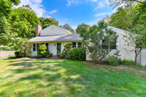 3 Lancaster Drive