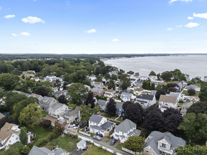 Homes for sale in Clinton, CT | 21 West Walk, Clinton, CT 06413 | MLS# 24122075