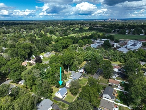 Homes for sale in West Hartford, CT | 32 Miles Standish Dr, West Hartford, CT 06107 | MLS# 24122519