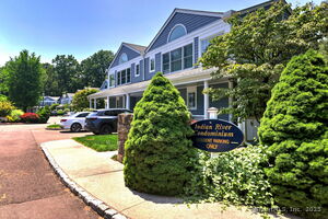 230 Saugatuck Avenue, Unit U-6