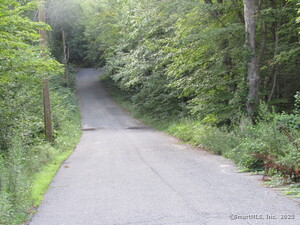 Homes for sale in Winchester, CT | 7 Stadler Hts, Winchester, CT 06098 | MLS# 24122124