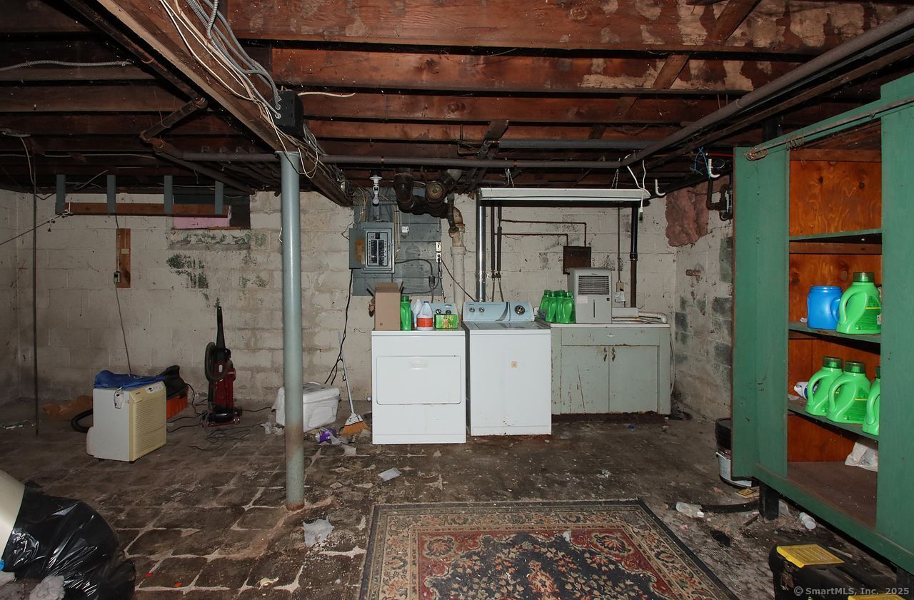 Photo 27 of 520 Hartford Turnpike, Hamden, CT