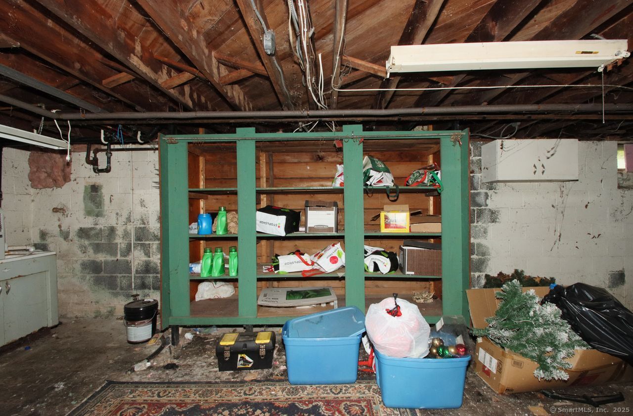 Photo 28 of 520 Hartford Turnpike, Hamden, CT