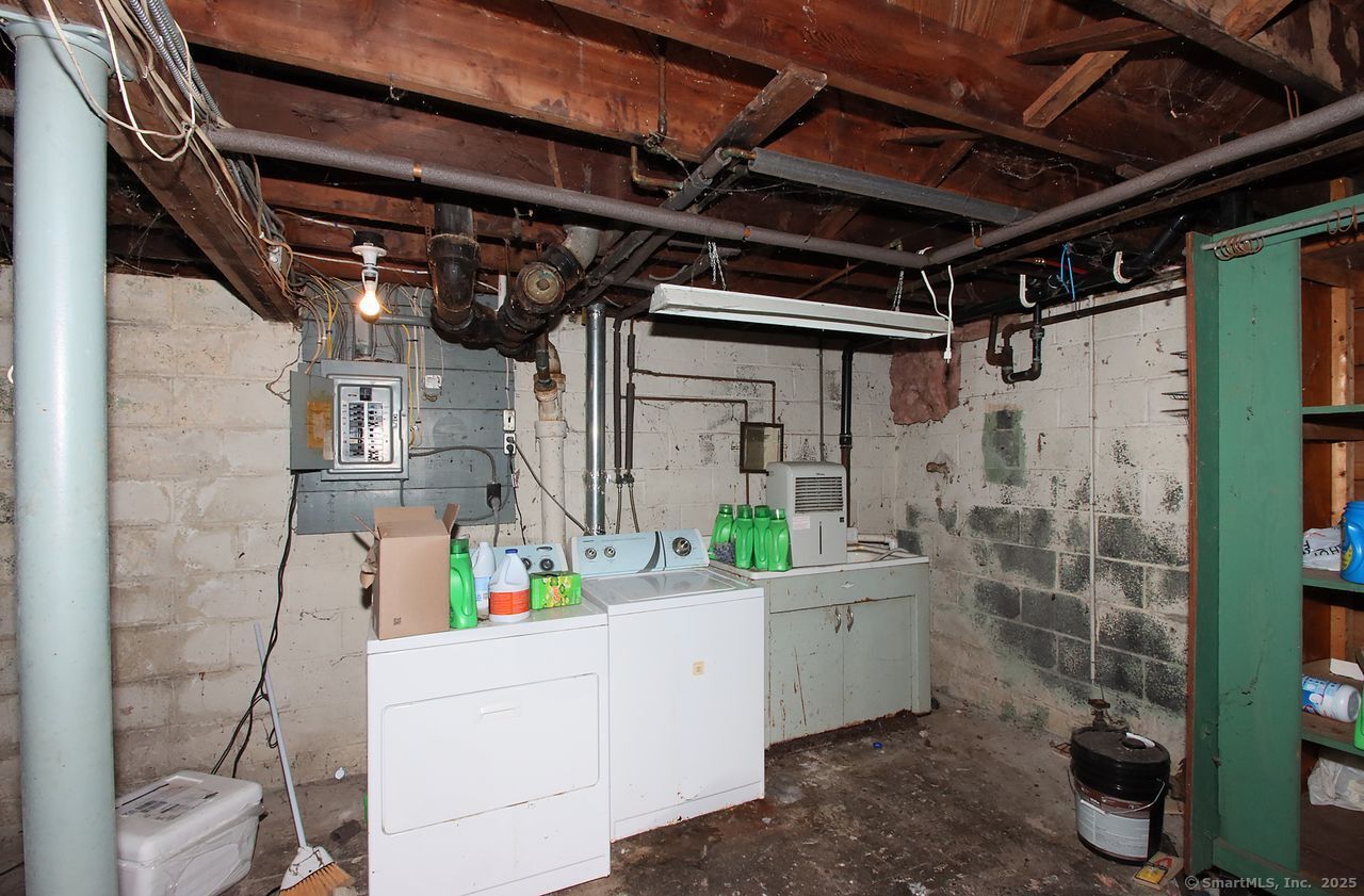 Photo 29 of 520 Hartford Turnpike, Hamden, CT