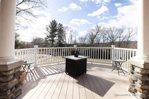 Homes for sale in Middlebury, CT | 126 Colonial Ave, Middlebury, CT 06762 | MLS# 24122855