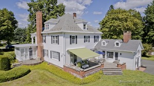 Homes for sale in Suffield, CT | 300 S Main St, Suffield, CT 06078 | MLS# 24122515