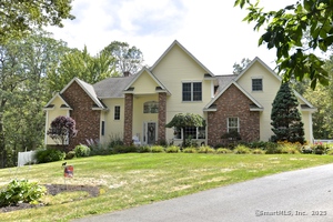 Homes for sale in Bristol, CT | 321 Matthews St, Bristol, CT 06010 | MLS# 24122860