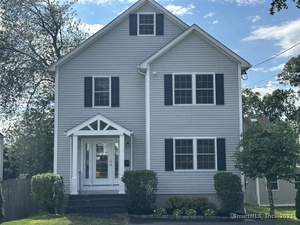 7 Highwood Avenue