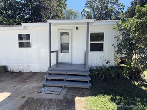 Homes for sale in Clinton, CT | 133 W Main St #TRLR A9, Clinton, CT 06413 | MLS# 24122376