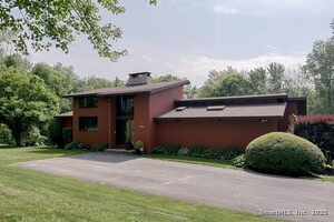 Homes for sale in Southbridge, MA | 1023 N Woodstock Rd, Southbridge, MA 01550 | MLS# 24123052