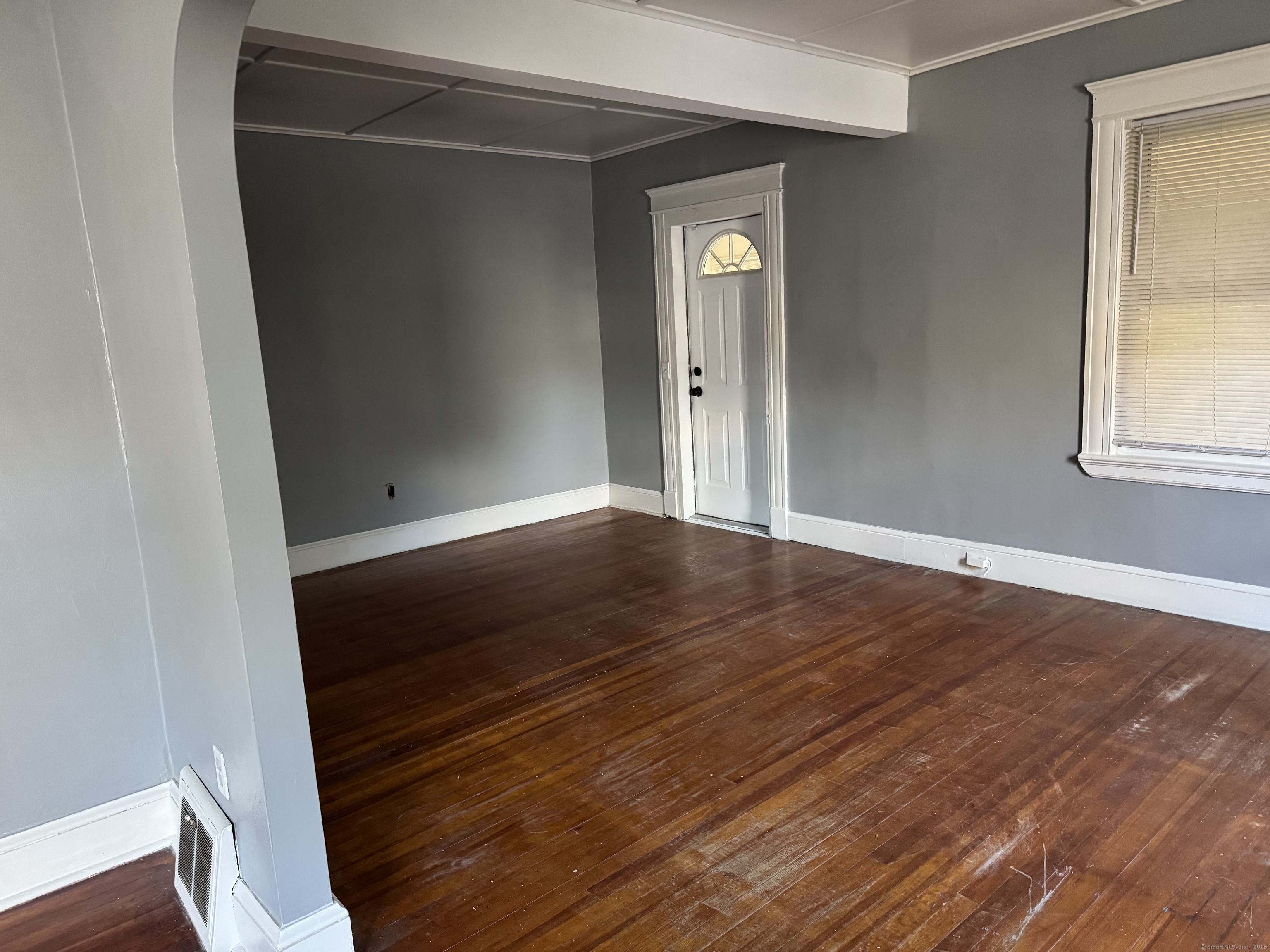 302 Lakeview, Waterbury, 06705, 6 Bedrooms Bedrooms, 0 ,2 BathroomsBathrooms,Multi-family For Sale,For Sale,Lakeview,0,24122420