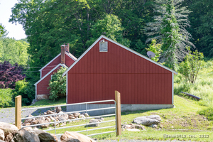 Homes for sale in Roxbury, CT | 179 South St, Roxbury, CT 06783 | MLS# 24069113