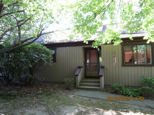 Homes for sale in Stratford, CT | 638 Onondaga Ln #A, Stratford, CT 06614 | MLS# 24123085