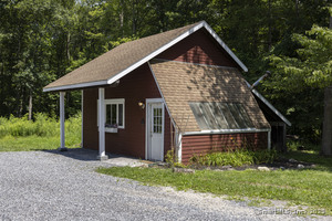 Homes for sale in Woodstock, CT | 101 Center Rd, Woodstock, CT 06281 | MLS# 24123162