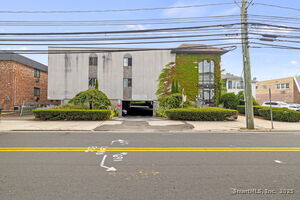 697 Cove Road, Unit APT 2A