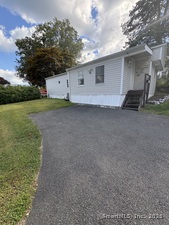 Homes for sale in Danbury, CT | 158 A Bayberry Ln, Danbury, CT 06811 | MLS# 24123376