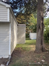 Homes for sale in Danbury, CT | 158 A Bayberry Ln, Danbury, CT 06811 | MLS# 24123376