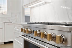 Homes for sale in Colchester, CT | 5 Taylor Rd, Colchester, CT 06415 | MLS# 24122598